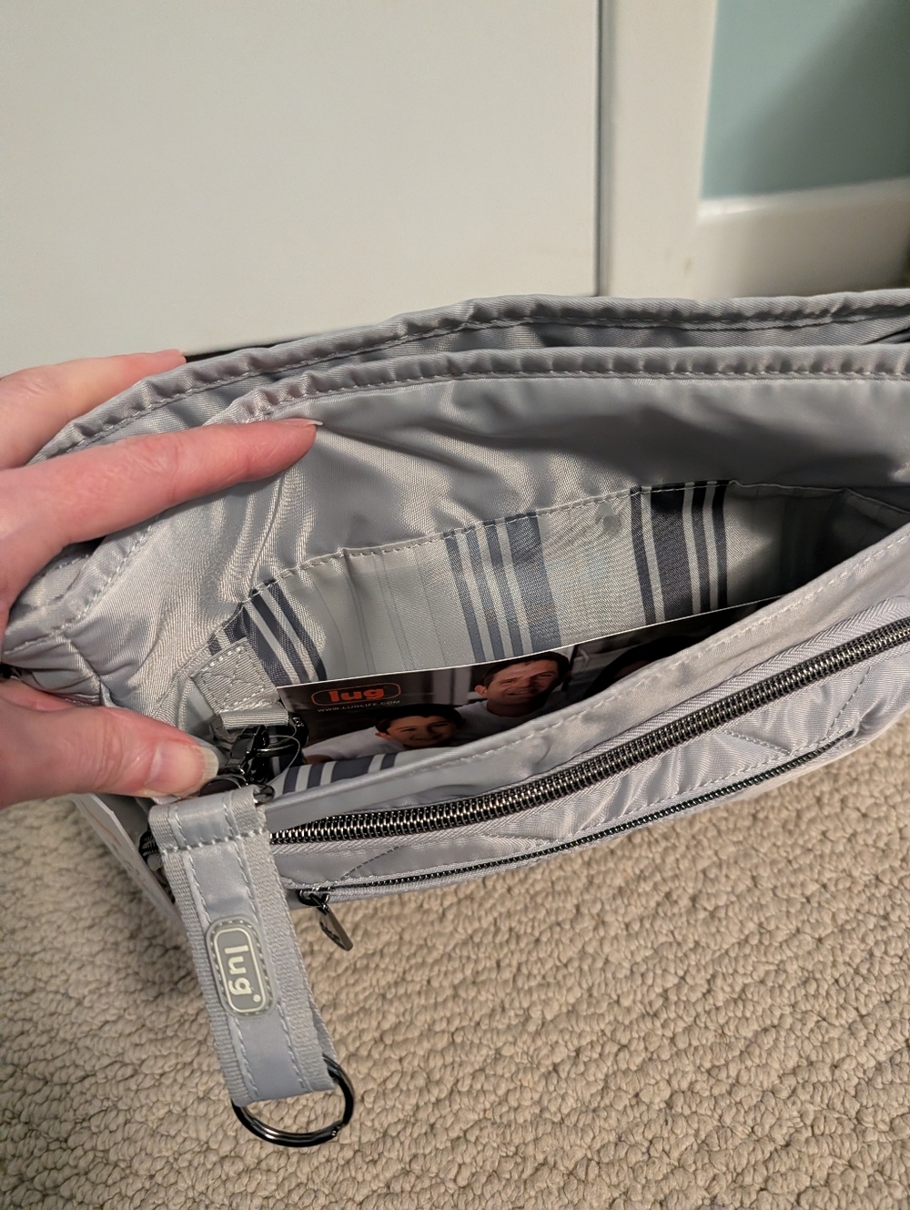 NWT Lug Shimmy LE Cloud Grey Crossbody Bag - Picture 7 of 10